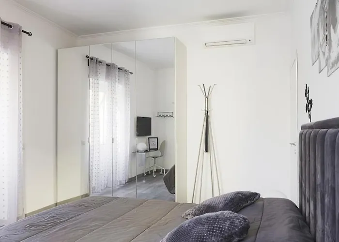 Apartment Tuscolana Happy Place *
